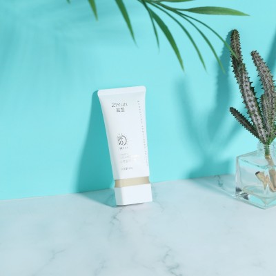 轻盈透亮水感防晒乳spf50+隔离防晒霜女面部防紫外线清爽不油腻图3