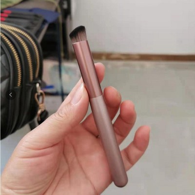 佐妮雅170/270小葡萄遮瑕不吃粉新手软毛化妆刷工厂批发图5